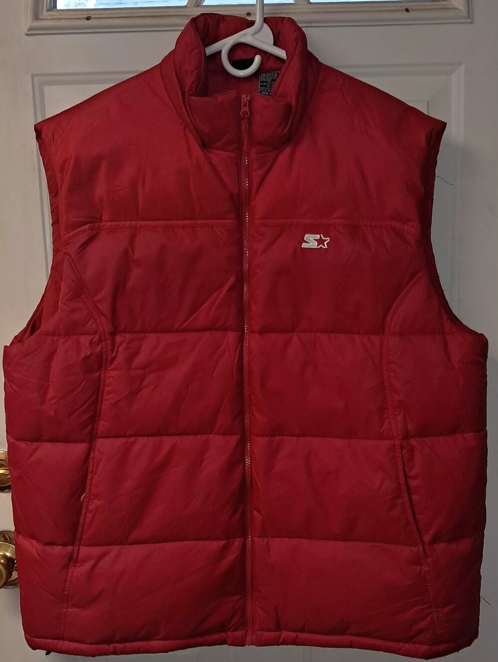 Vtg. Starter Men,s XL Full Zip Down Puffer Vest. Rich Red